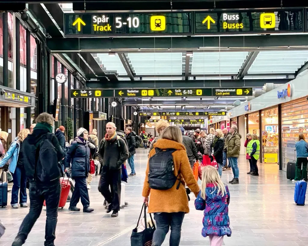 A busy malmo central train station